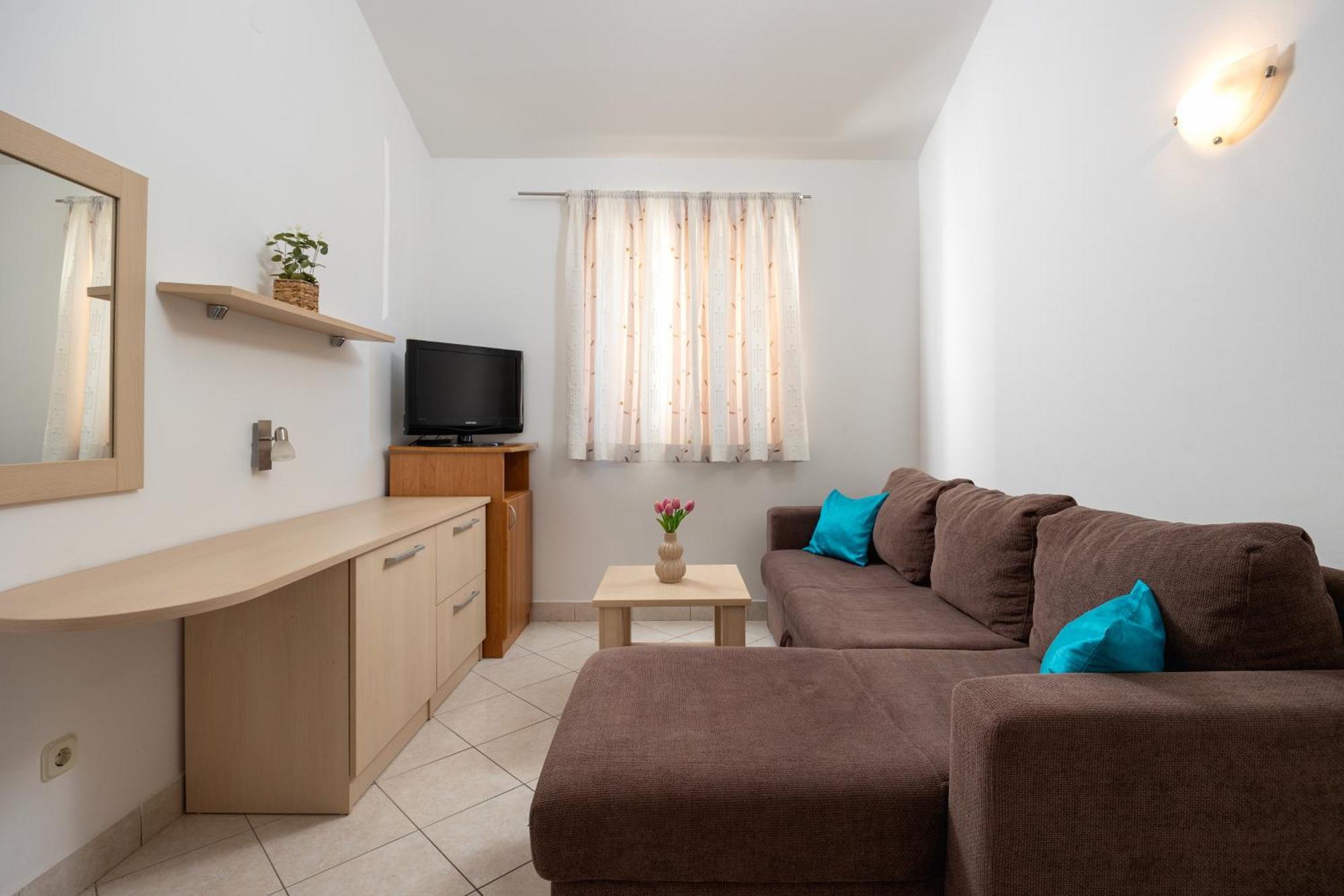 Premium Apartments - Lavica Beach Podstrana Exterior foto