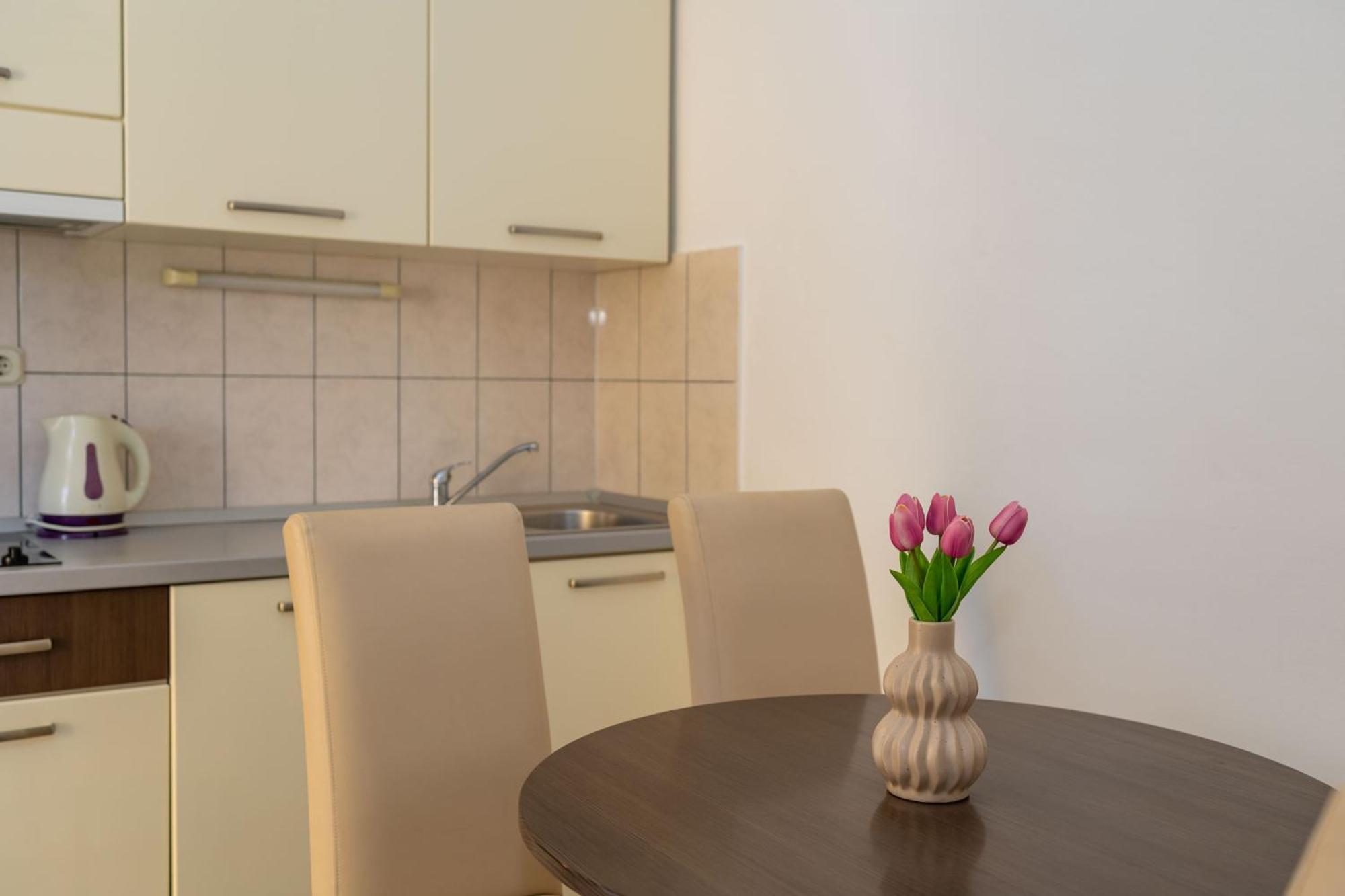 Premium Apartments - Lavica Beach Podstrana Cameră foto